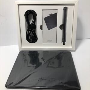Wacom Intuos Small Art & Graphics Drawing Tablet Digital Drawing IN BOX
